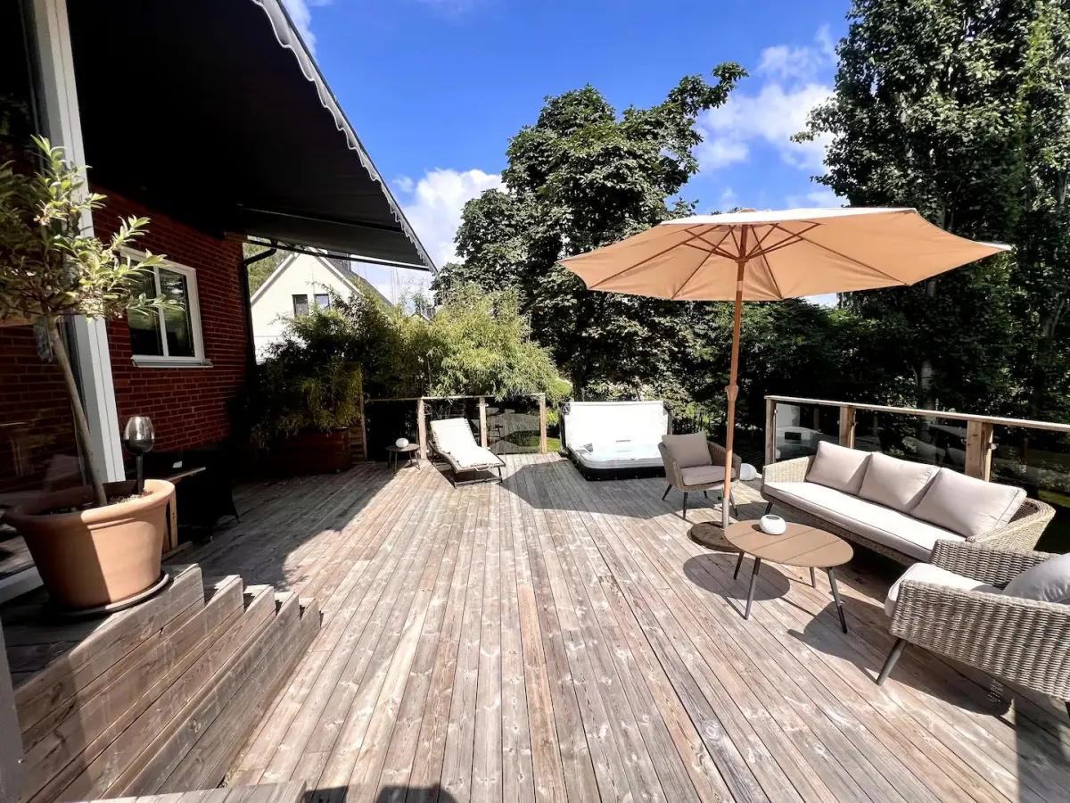 Stilvolle Villa, Terrasse und Garten